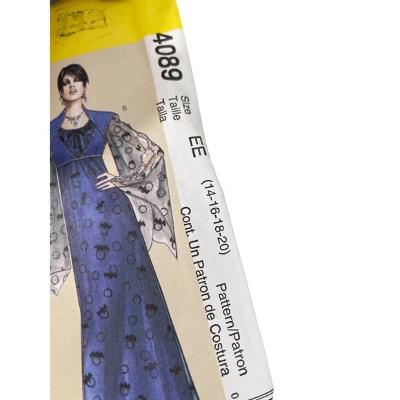 McCalls 4089 Sewing Pattern Sizes 14-16-20 EE  Gothic Vampire Queen Witch UNCUT - Picture 2 of 7